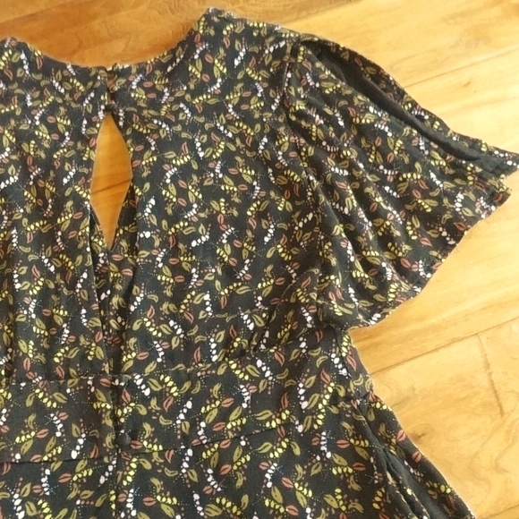 Free People printed romper w/ pockets - Picture 2 of 3